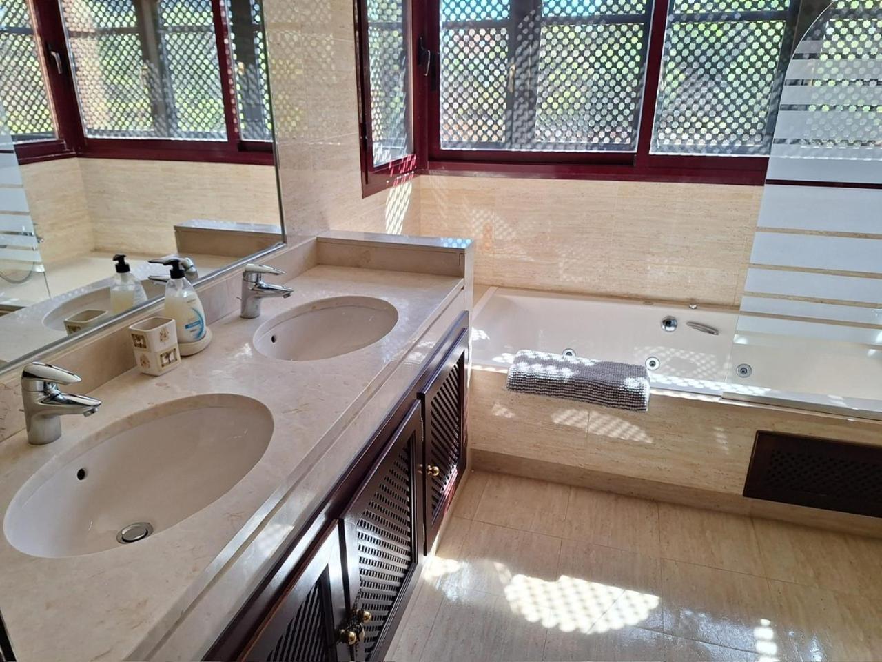 El Soto De Marbella Free Golf-Tennis-Padel-Gym 2 Bedroom Penthouse La Mairena Exterior foto